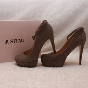 JustFab Taupe Pumps